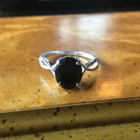 Natural Black Spinel Sterling Silver Infinity Ring Size 6 - Picture 9 of 9